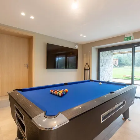 73 - Pour 18 Personnes Βίλα *