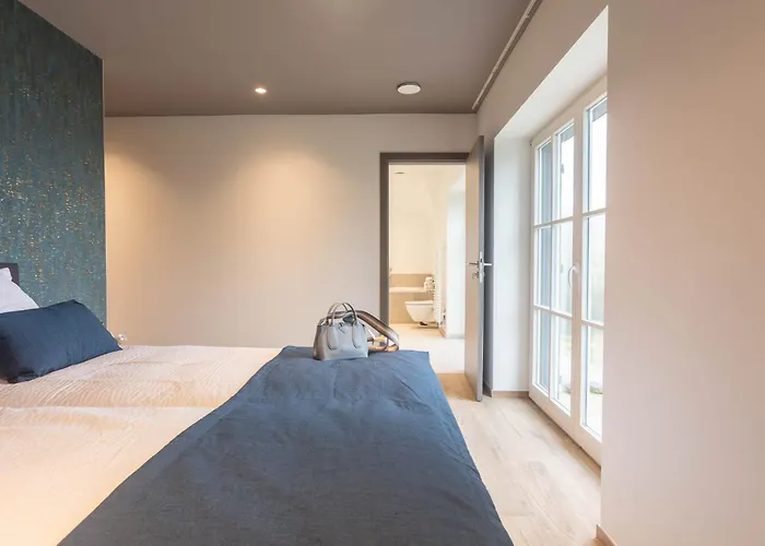 Villa 73 - Pour 18 Personnes *